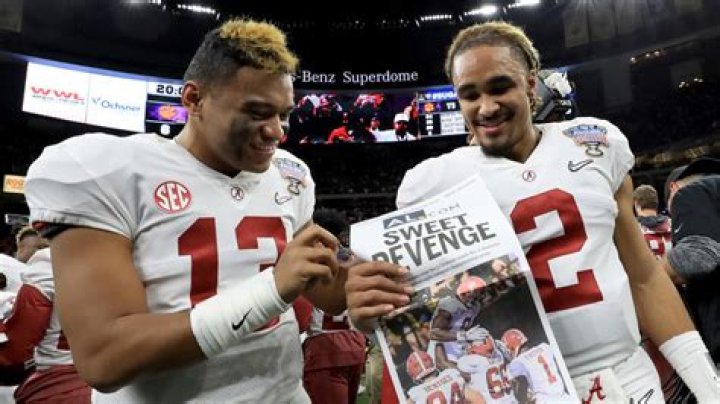 12 Jalen Hurts Facts (& Is He Really As Nice As He Seems?)