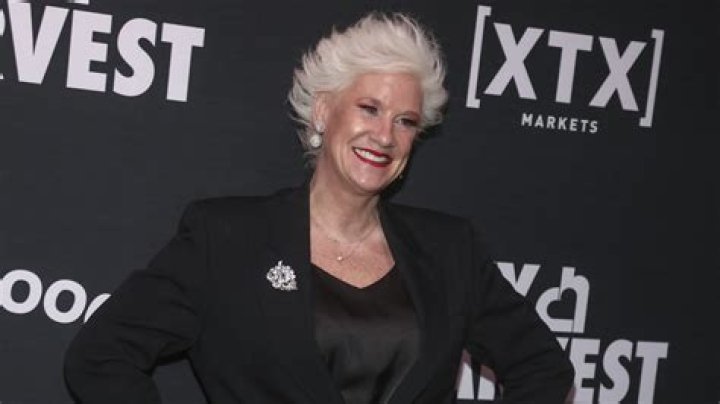 Anne Burrell Net Worth ·