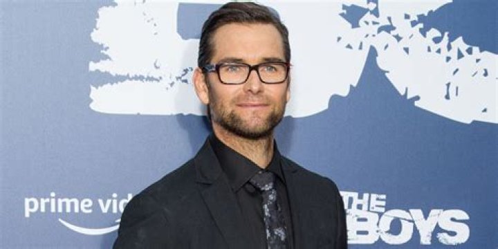 Antony Starr Net Worth ·