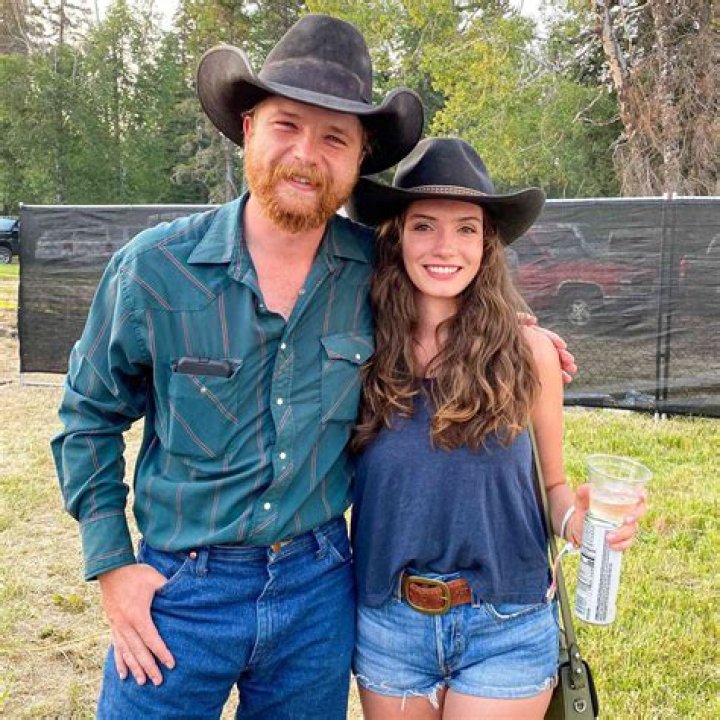 Colter Wall Age, Height, Net Worth, Ranch, Tour