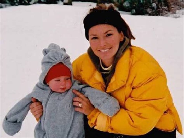 Eja Lange (Shania Twain Son) Wikipedia, Bio, Age, Height, Weight, Family, Girlfriend, Net Worth, Fac ·