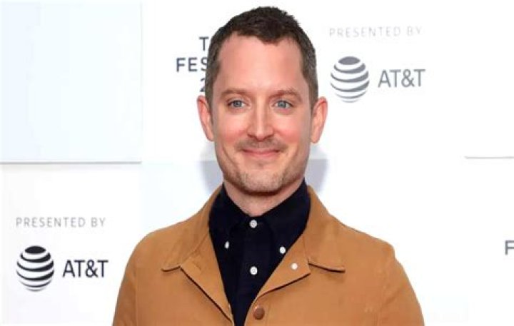 Elijah Wood Height, Weight, Age, Girlfriend, Family, Facts, Biography
