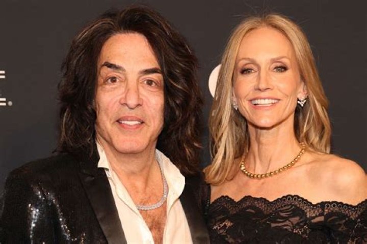 Erin Sutton- All About Paul Stanley Wife ·