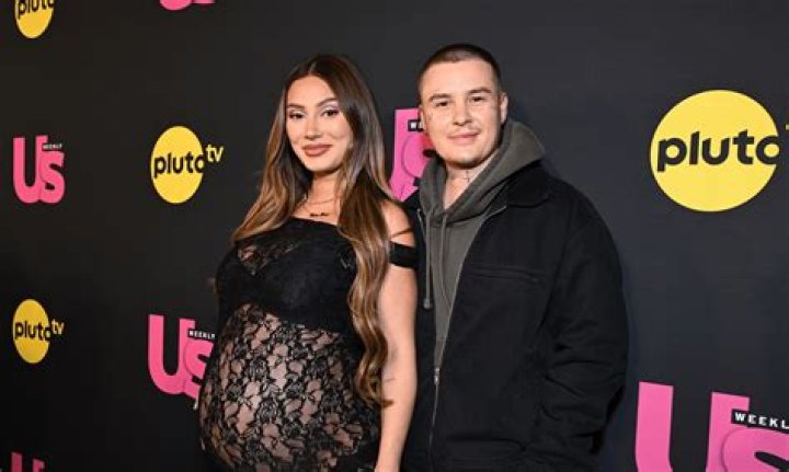 Francesca Farago's Height And Weight Unveiled