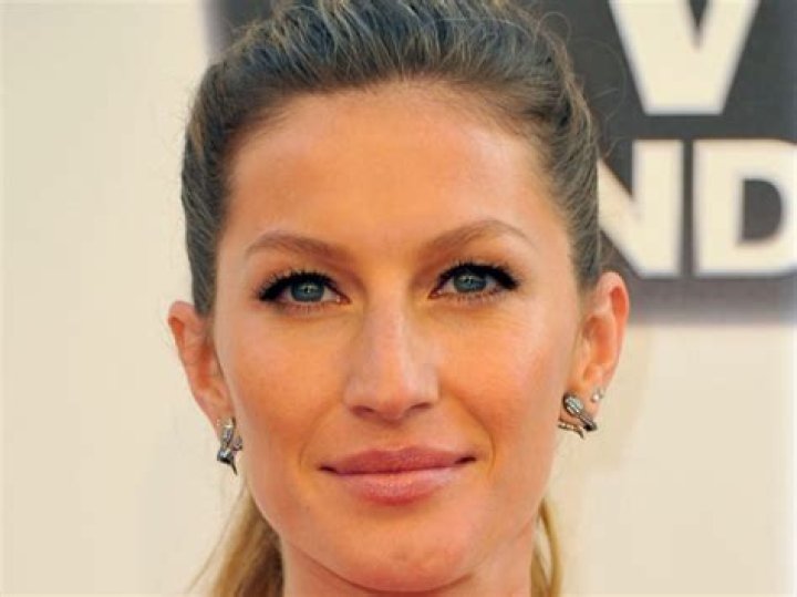 Gisele Bundchen Height, Weight, Age, Body Statistics, Spouse, Biography