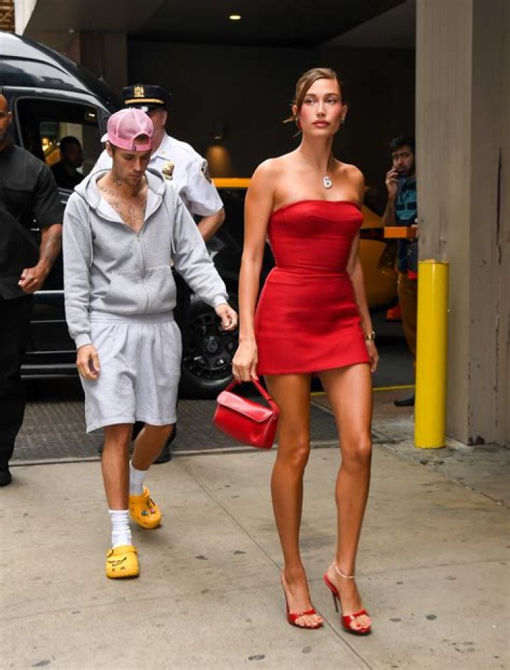 Hailey Bieber's Height And Weight Revealed