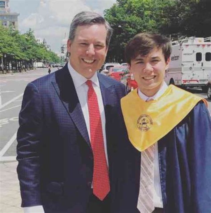 Is Ed Henry Still On Fox News? More On His Married Life & Facts