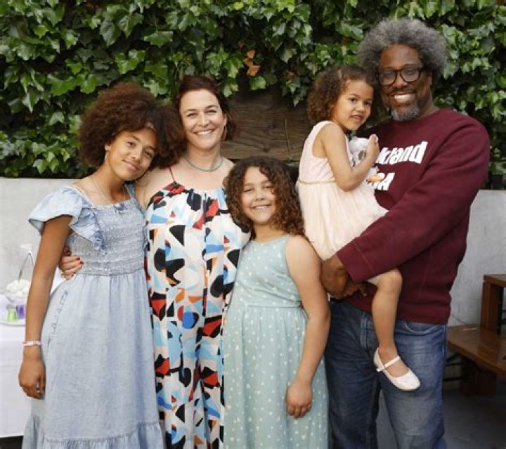 Is She Mixed Race? Origin And Family ·