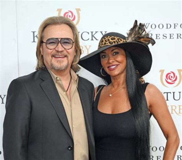 Is Travis Tritt Gay? Partner And Sexuality Explored ·