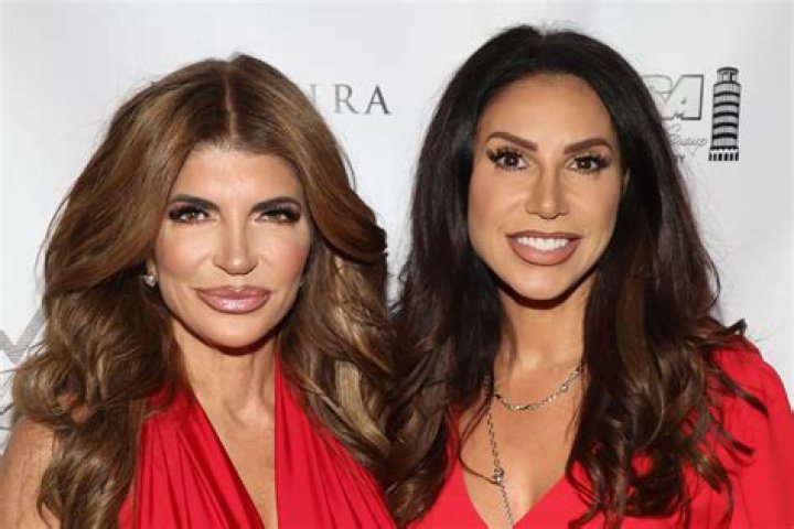 Jennifer Aydin slams Luis Ruelas' ex for diagnosing 'RHONJ' bestie Teresa Giudice and her daughters
