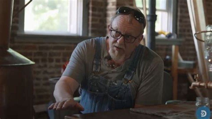 Know Moonshiners Eric Manes aka Digger Age, Net Worth, Job |