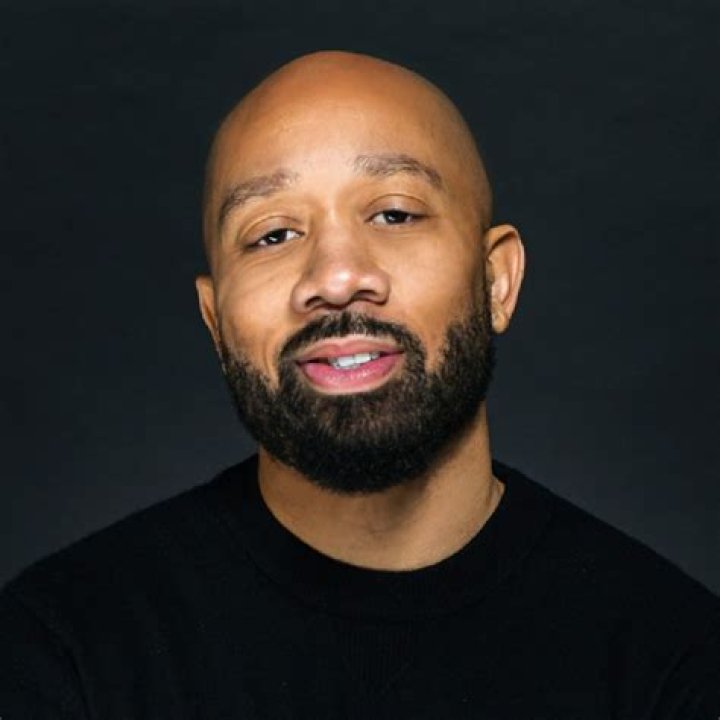 Lavon Lewis Net Worth How Rich Is He? Family Age And Wikipedia Bio