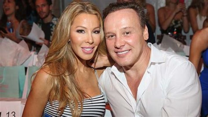 Lisa Hochstein Net Worth ·