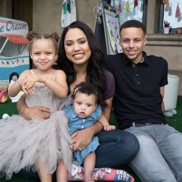 Riley Curry Height, Weight, Age, Family, Facts, Biography