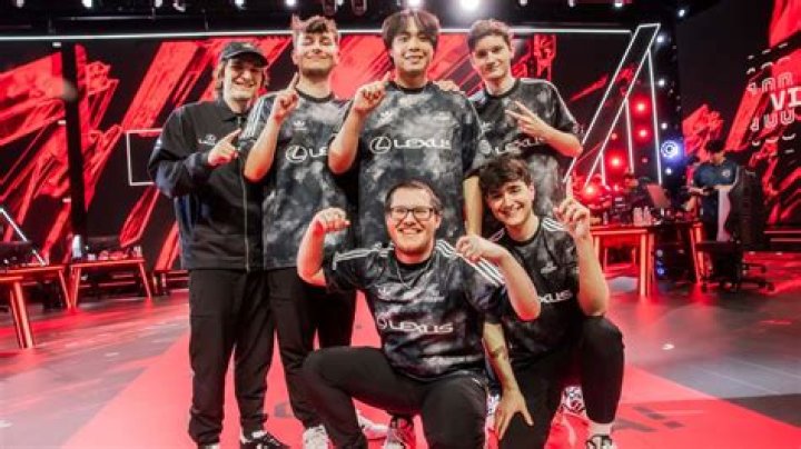 Team 100 Thieves Valorant Owner, Country, Achievements, Net Worth ·