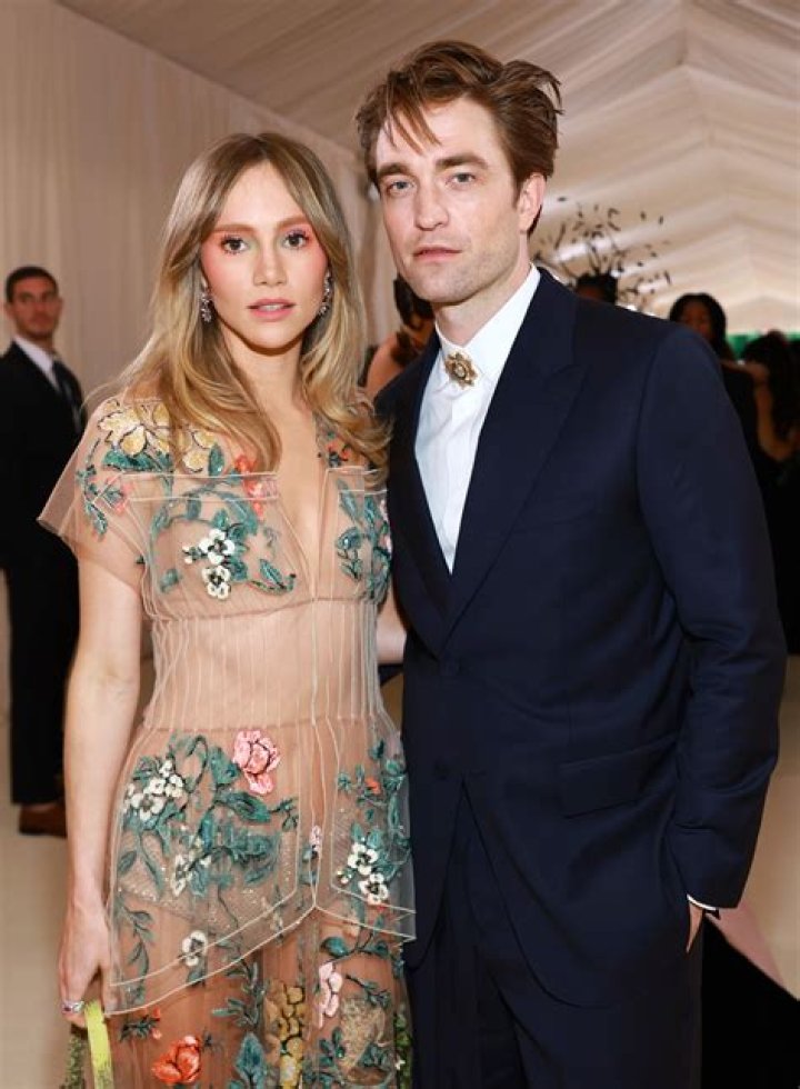 Unravel The Enigmatic World Of Suki Waterhouse