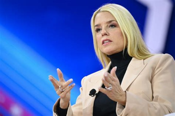 Unveiling The Private Life Of Martha Maccallum's Conservative Husband