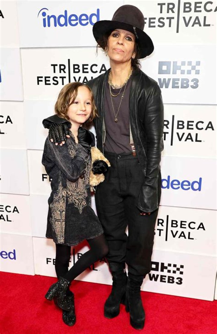 Unveiling The World Of "Linda Perry Wife": Discoveries And Insights Await