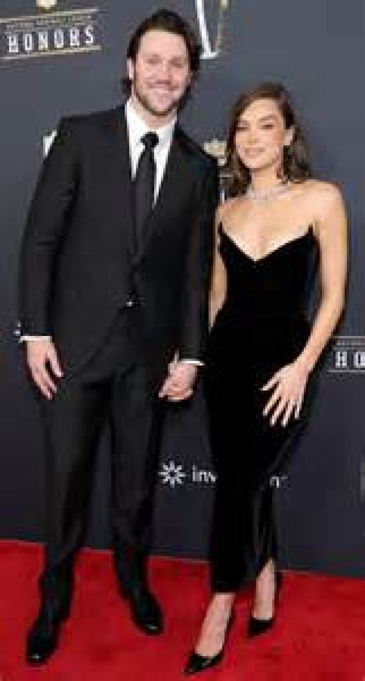 Who is Josh Richardson Dating Now
