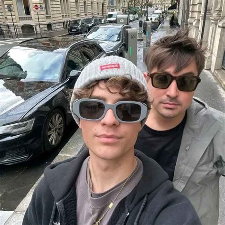 Who is Zach Sang Dating Now